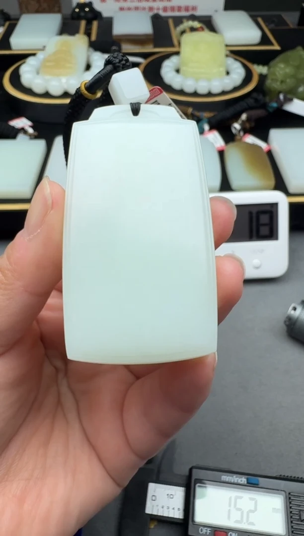 颈饰未镶嵌和田玉4