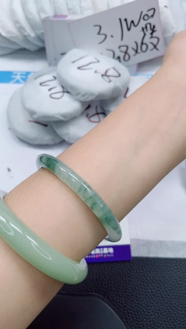 未镶嵌手镯石英质玉192-58/59