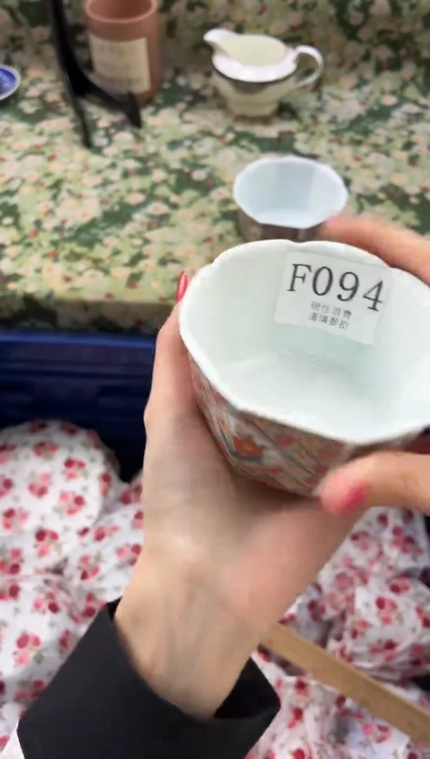 瓷片六*       F094