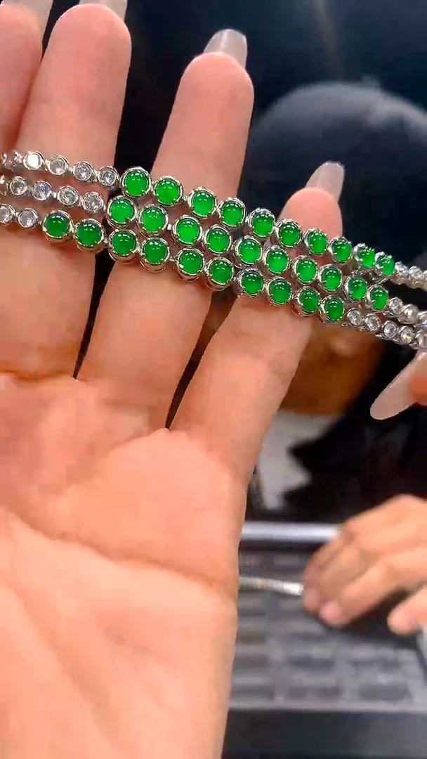 【闪购商品】定制翡翠未镶嵌10-多样性发货(发其一）