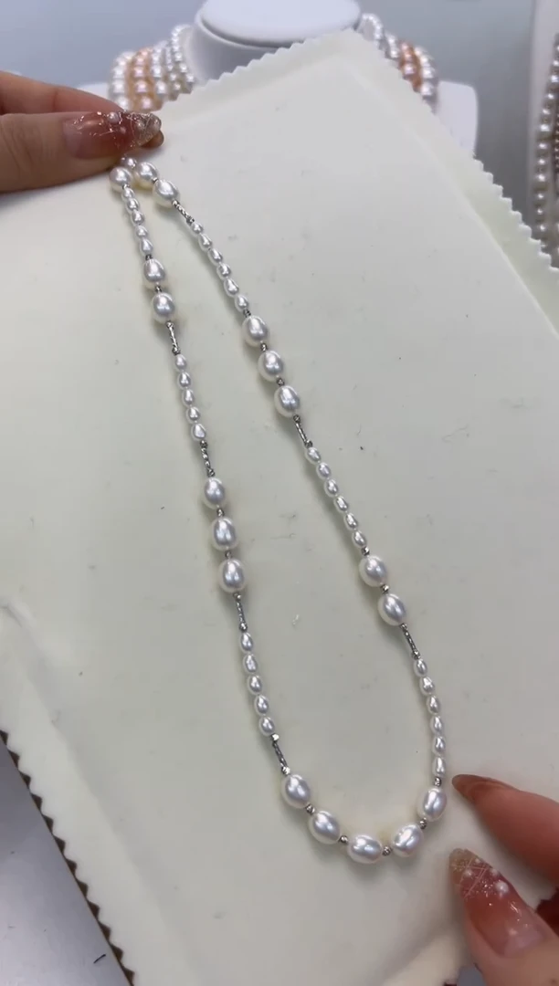 【闪购商品】淡水珍珠颈饰银S925镶嵌设计米珠项链