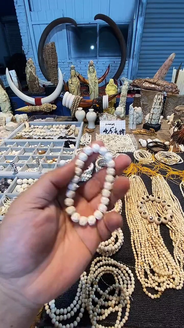 泥塑眼****！小手把件摆件