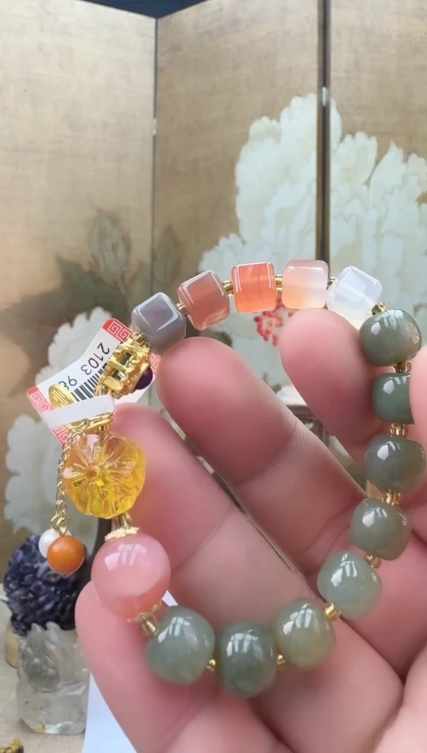 吊坠莹莹专属唐卡70