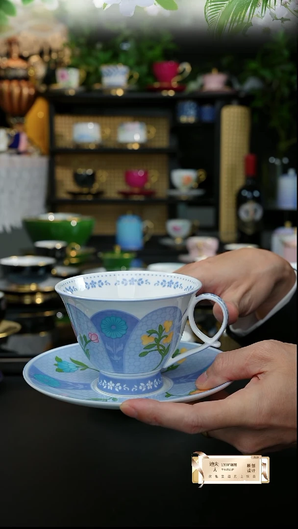 紫色咖啡杯，，，，，，，，，