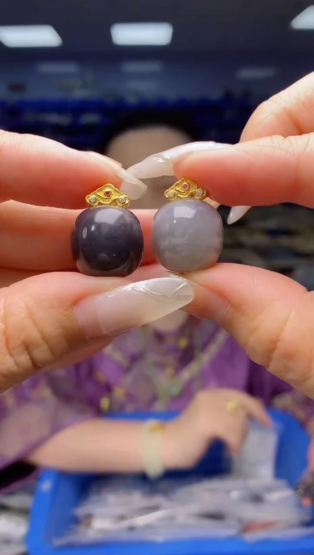 和田玉银S925镶嵌吊坠(不含链)    多样性发货发其一