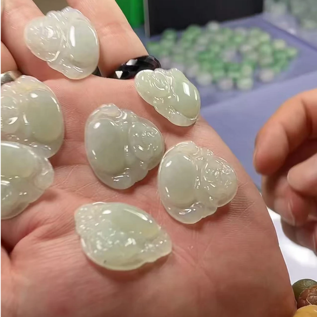 【玉经纶】-506619/Q252-天然A货翡翠吊坠-多样性发其—