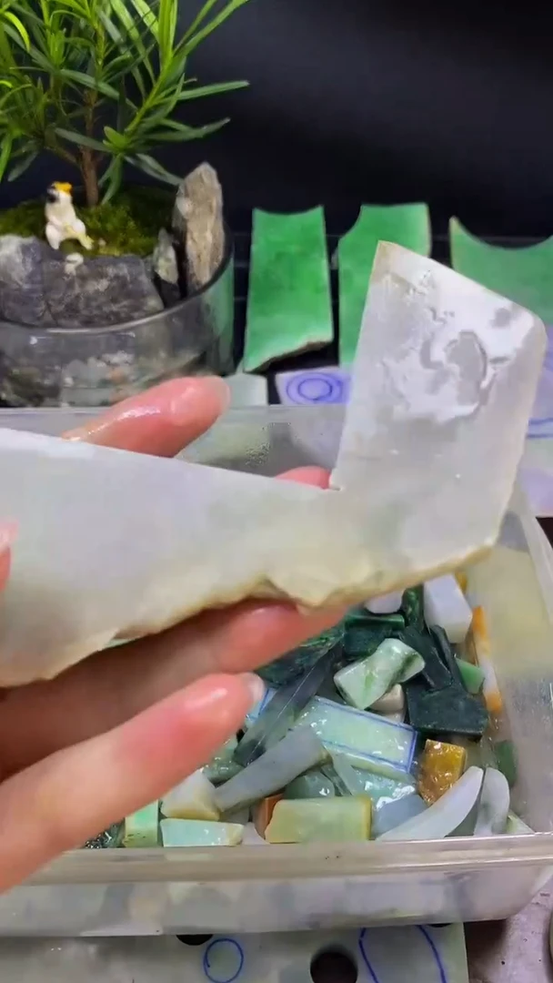 翡翠裸石天然缅甸翡翠a货