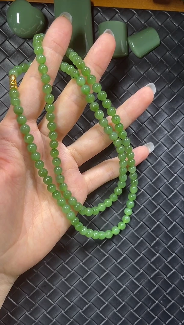 颈饰未镶嵌和田玉（碧玉）±6mm阳绿108项链多样性发一