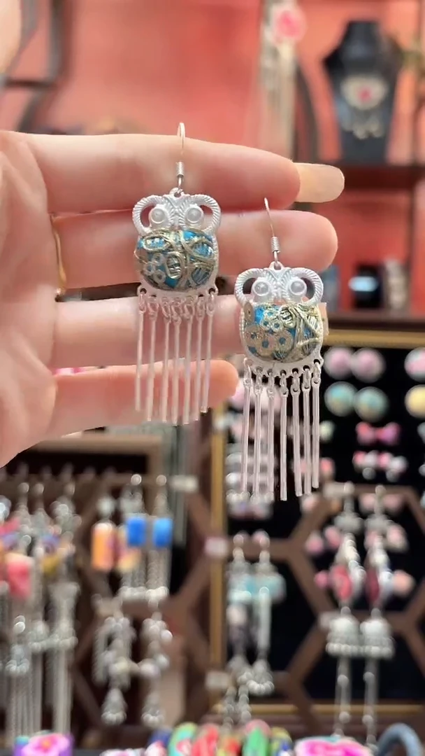 织绣 云织谣民族风精美饰品   414