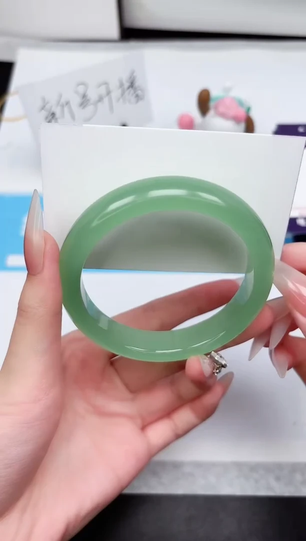 石英质玉手镯未镶嵌379-62