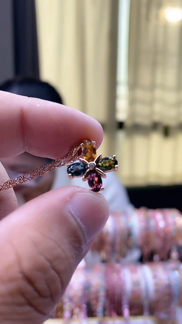 【闪购商品】碧玺吊坠银S925镶嵌54354354354