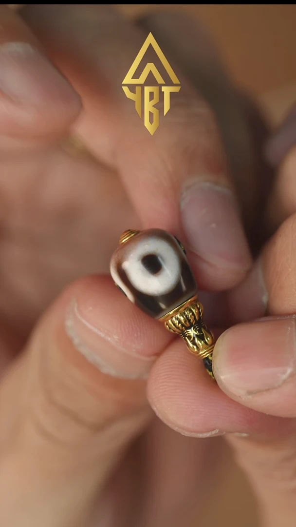 18K金镶嵌配饰玛瑙/玉髓P****D三通