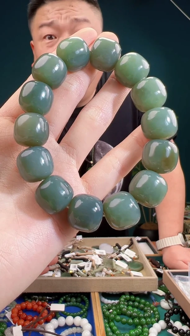 颈饰未镶嵌和田玉多样性发货 拍一单发一个