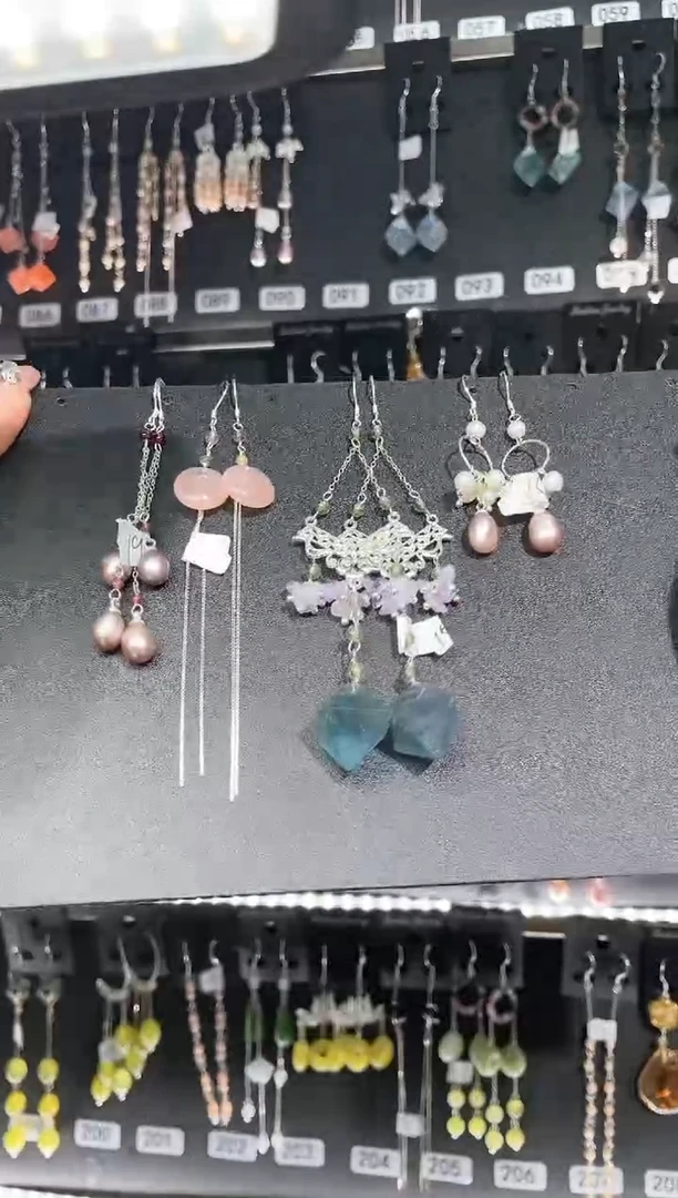 【闪购商品】紫晶耳饰银S925镶嵌书欣2发1