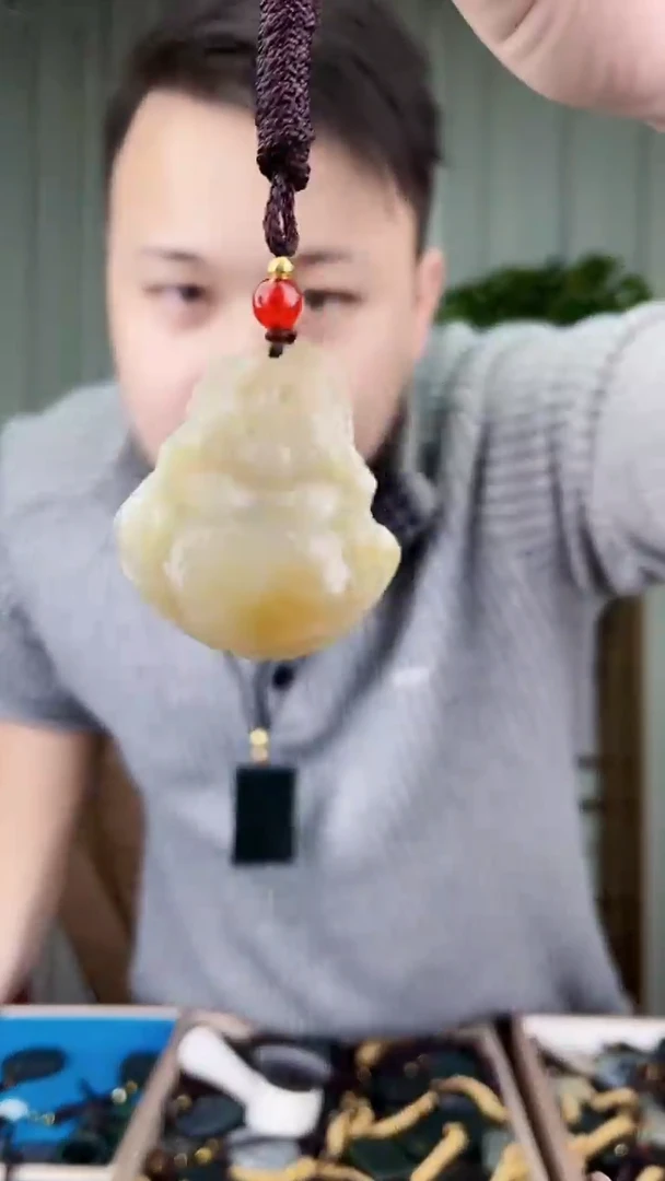 未镶嵌和田玉挂件和田玉拍一发一，多样性发货！