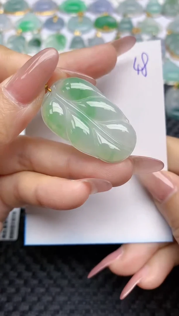 【闪购商品】翡翠颈饰18K金镶嵌天然A货翡翠 48