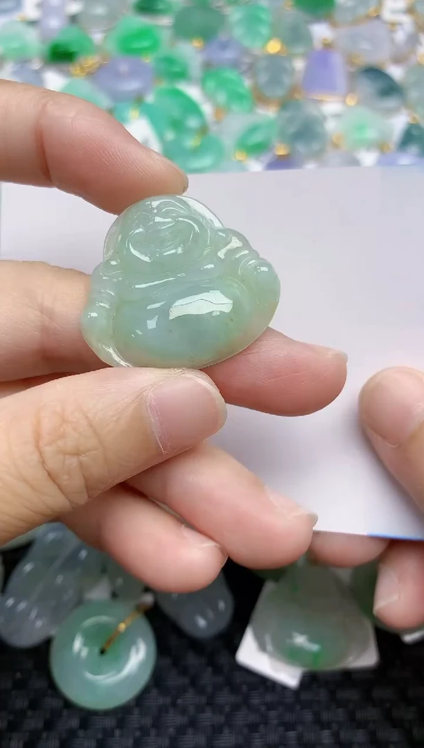 翡翠未镶嵌颈饰天然翡翠A货