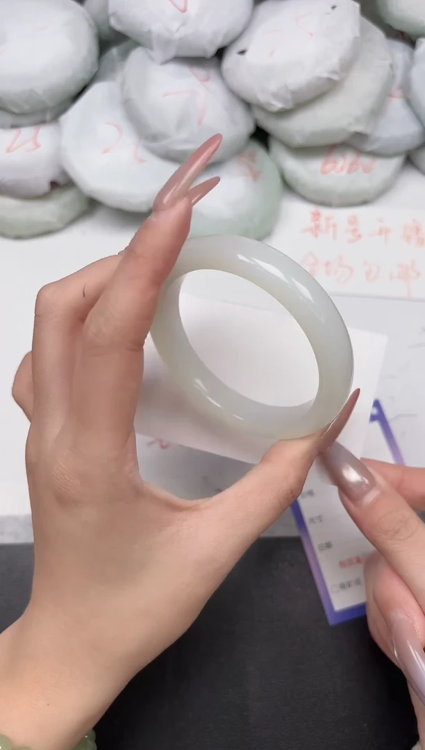 东凌女款手镯202-57.1