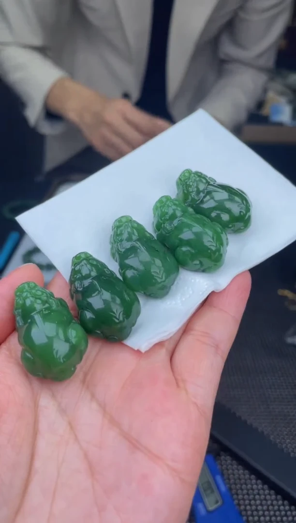 【闪购商品】和田玉吊坠(不含链)未镶嵌天然和田玉多样性发其一