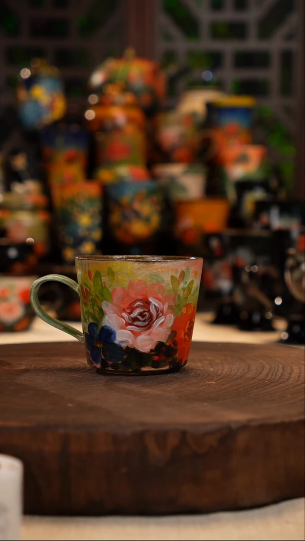 油画    釉下彩   杯子