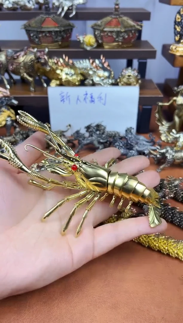 长臂龙虾关节可动