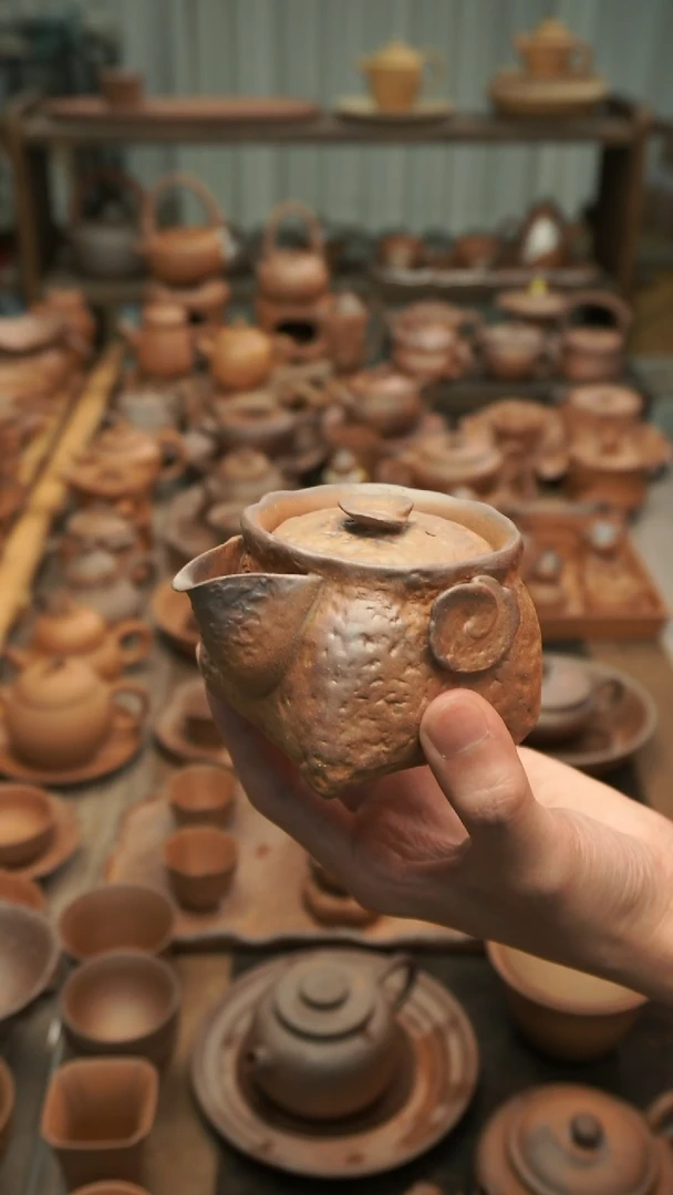 原矿老岩泥精工   手捏四方手抓宝瓶180ml