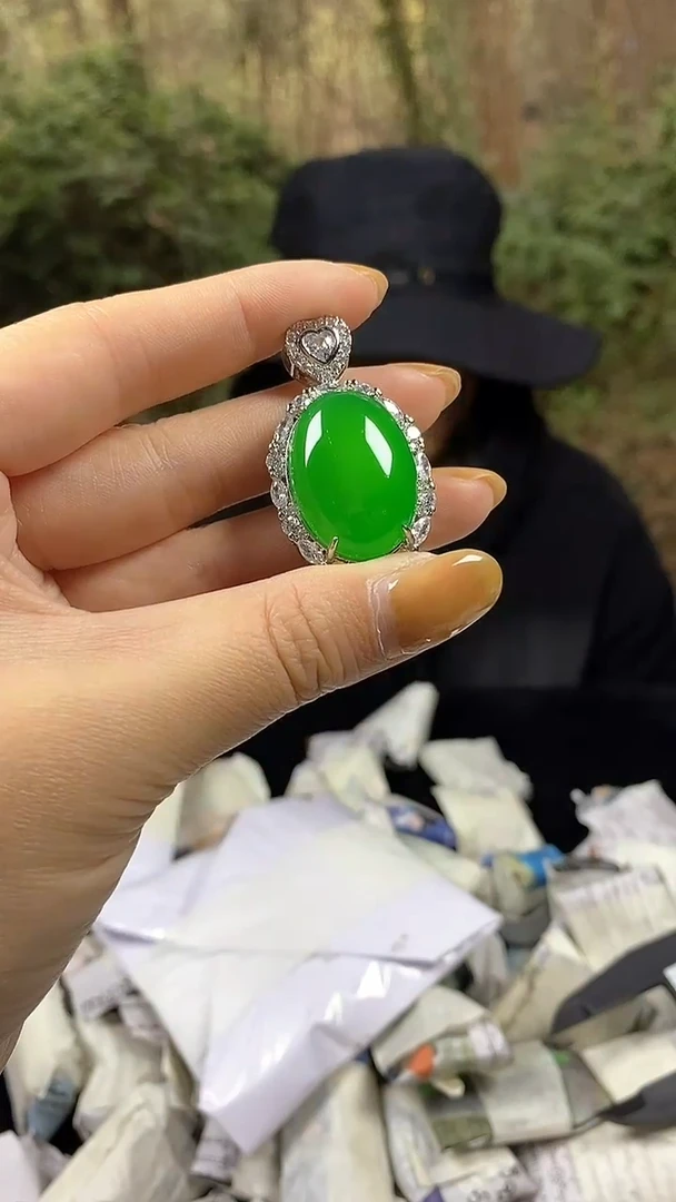 满色吊坠 所见即所得！！