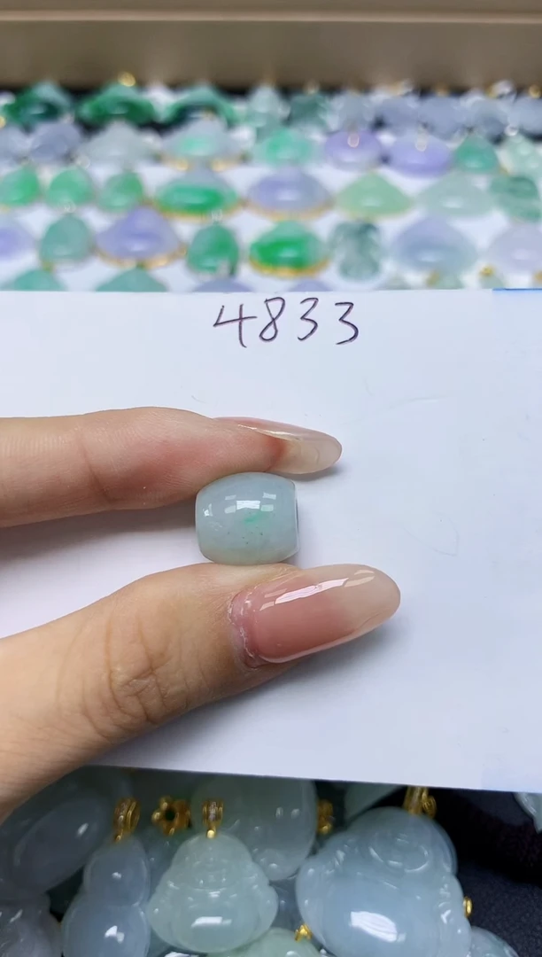 翡翠未镶嵌颈饰 天然缅甸翡翠A货