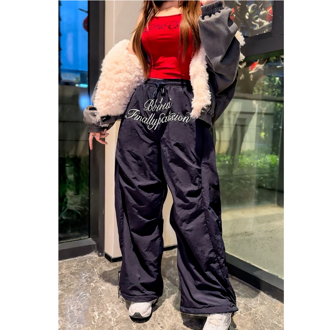 美式印花字母褶皱工装裤女2025秋冬新款宽松显瘦百搭阔腿弯刀裤