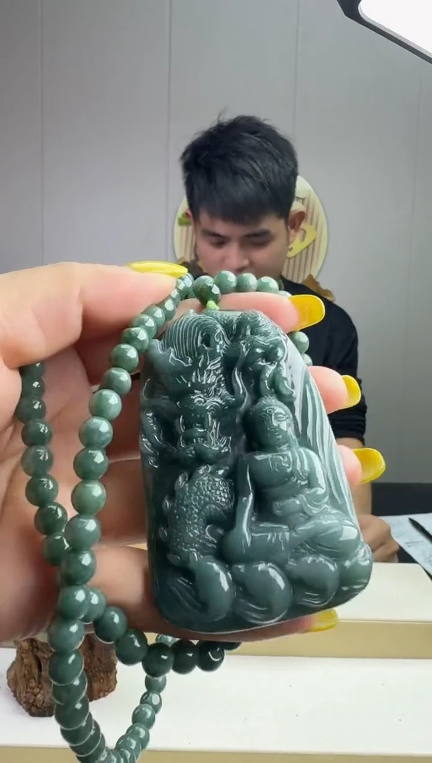 颈饰未镶嵌翡翠天然A货翡翠  多样性随机发其一