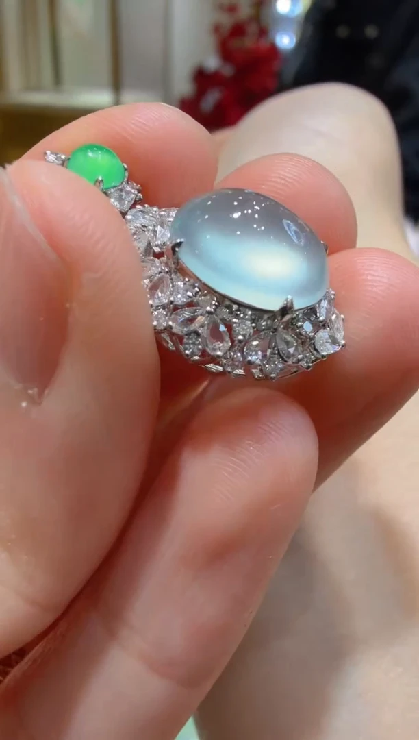 吊坠(不含链)18K金镶嵌翡翠多样性团购发一件