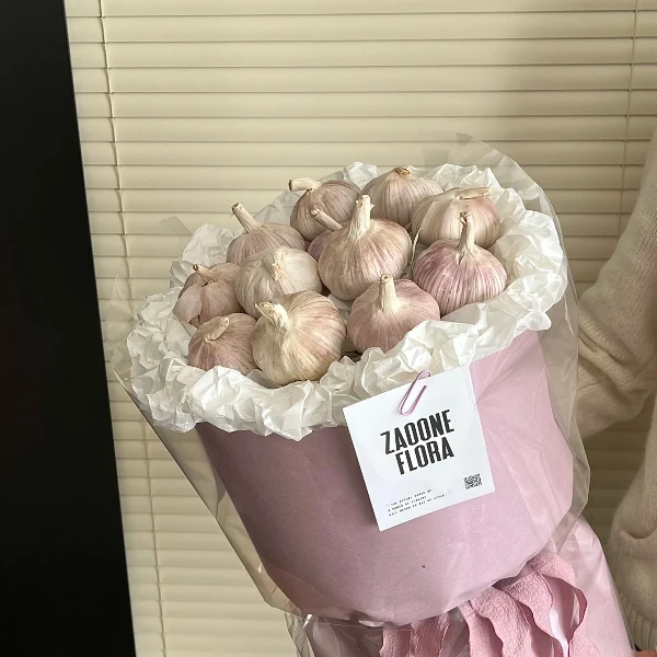 【蒜你抽象】生日惊喜送朋友送男友送闺蜜花店小时达送花上门