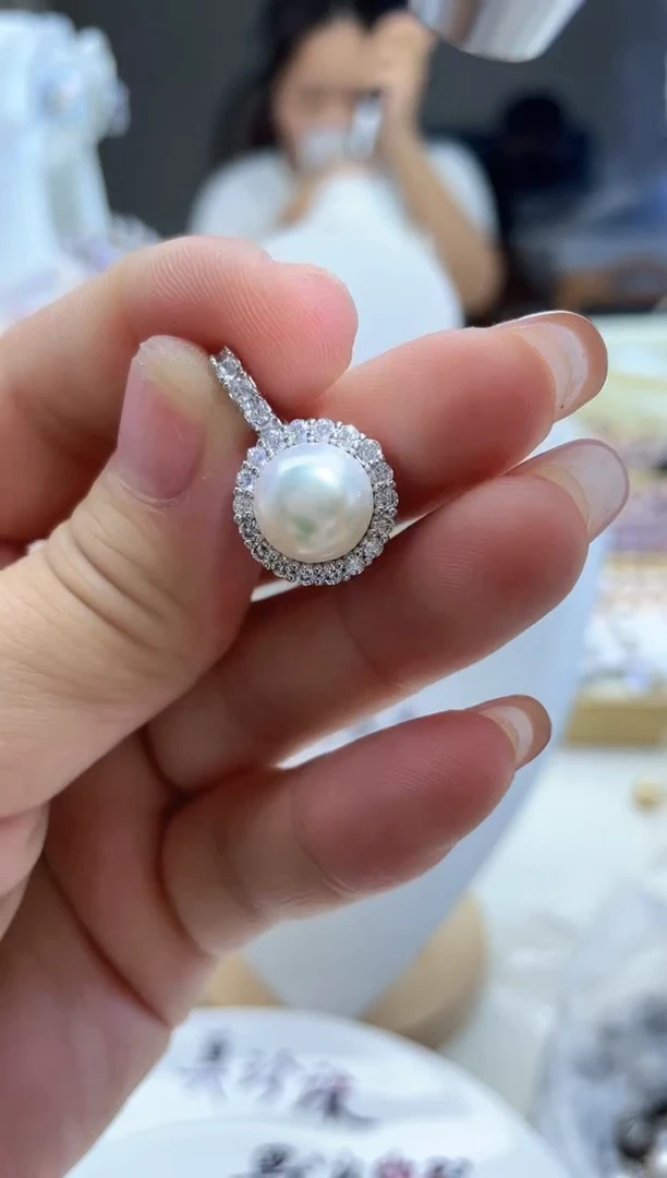 未镶嵌淡水珍珠珍珠太阳花万能扣吊坠