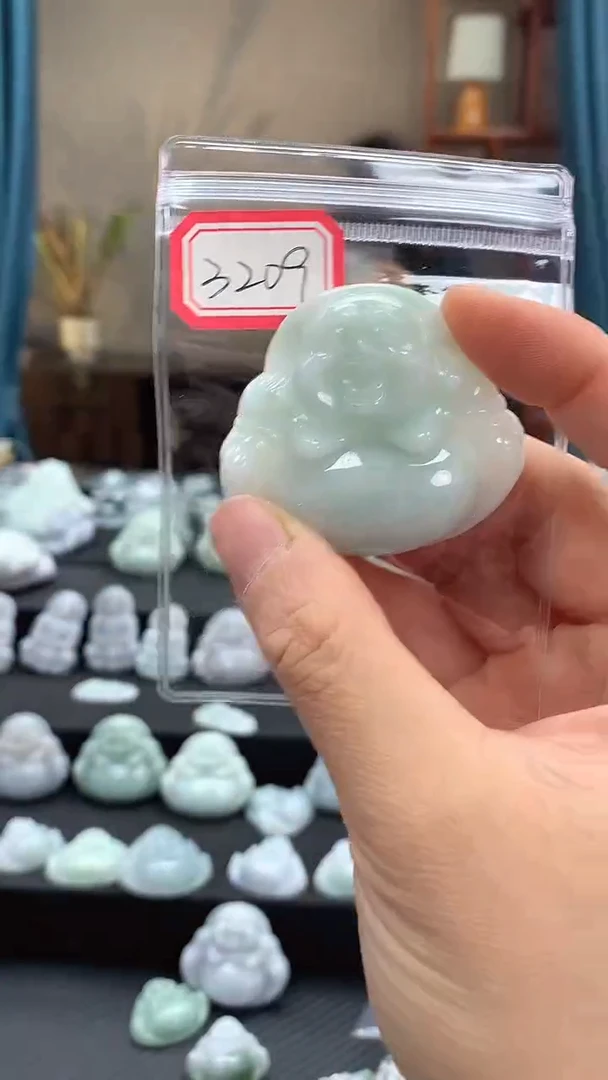 颈饰未镶嵌翡翠佛公3209