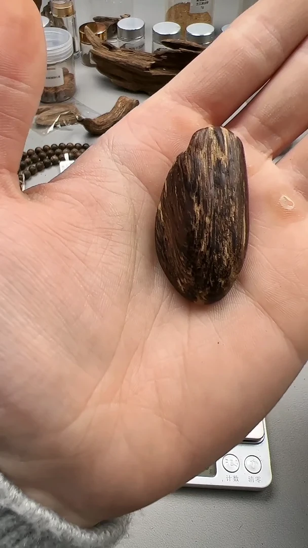 【闪购商品】沉香手把件文莱沉水8g
