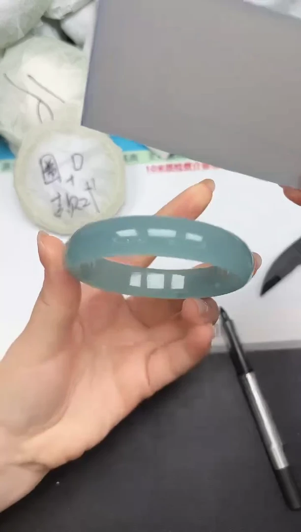 未镶嵌手镯石英质玉A228/58.1
