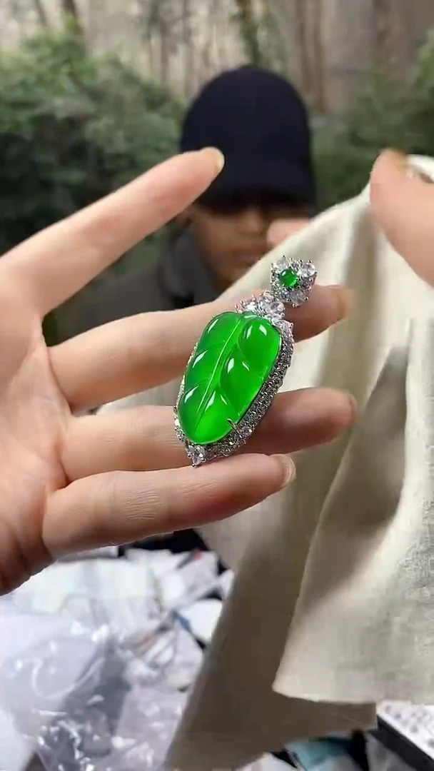 满色吊坠 所见即所得！！