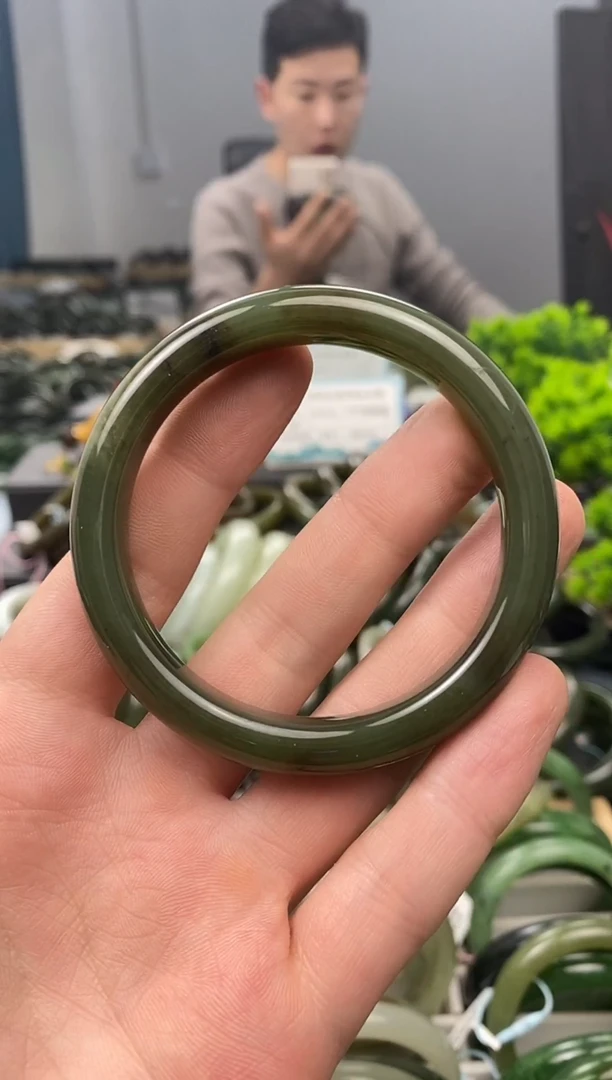 未镶嵌手镯和田玉56.3