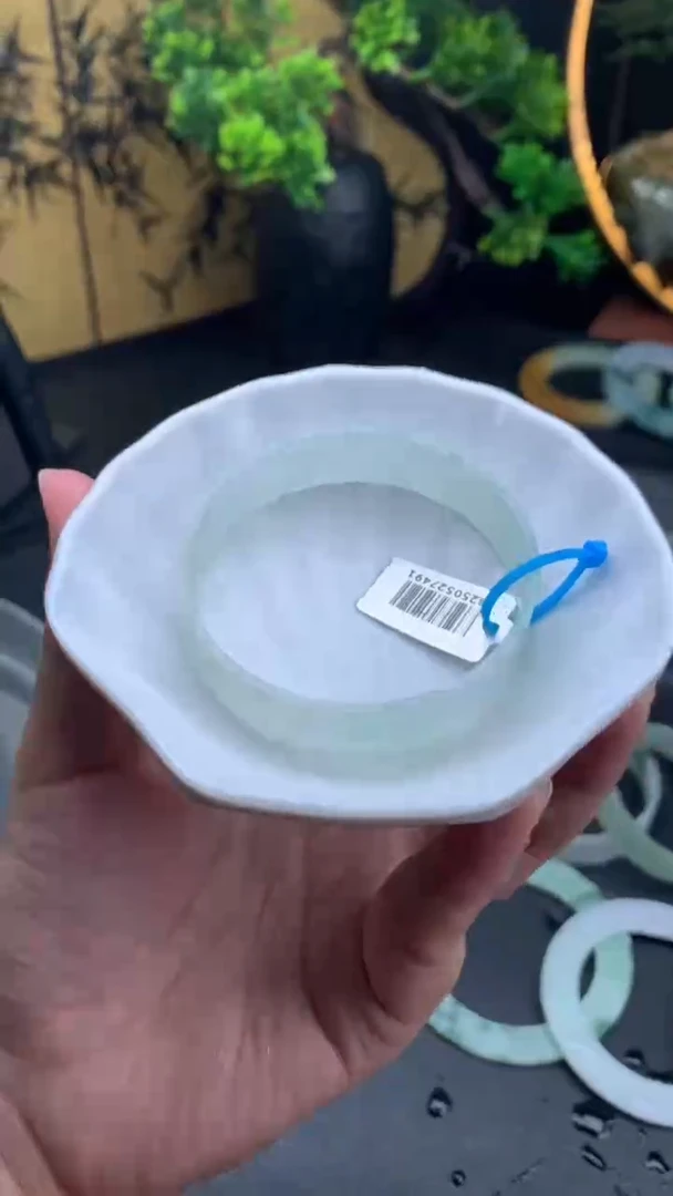 定制翡翠手镯未镶嵌公主镯53-55