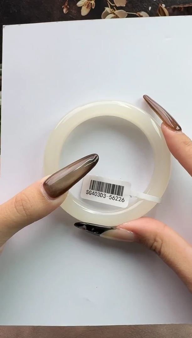 未镶嵌手镯和田玉56