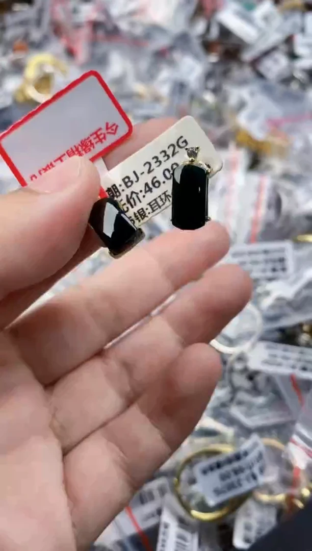 翡翠戒指银S925镶嵌666666   3