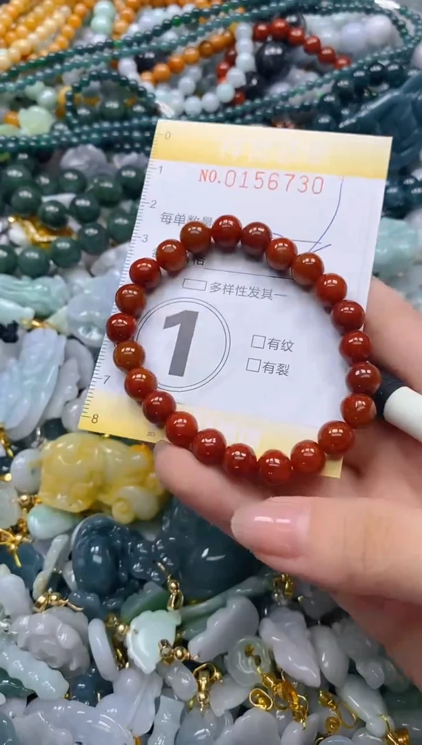 翡翠未镶嵌颈饰闪购0156730多样性发其一