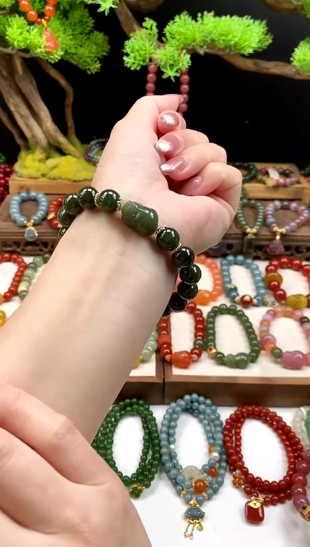 未镶嵌和田玉手饰和田玉貔貅