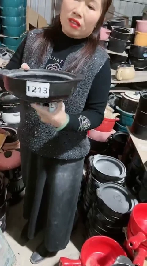 【闪购商品】1050瑕疵黑锅带盖，，