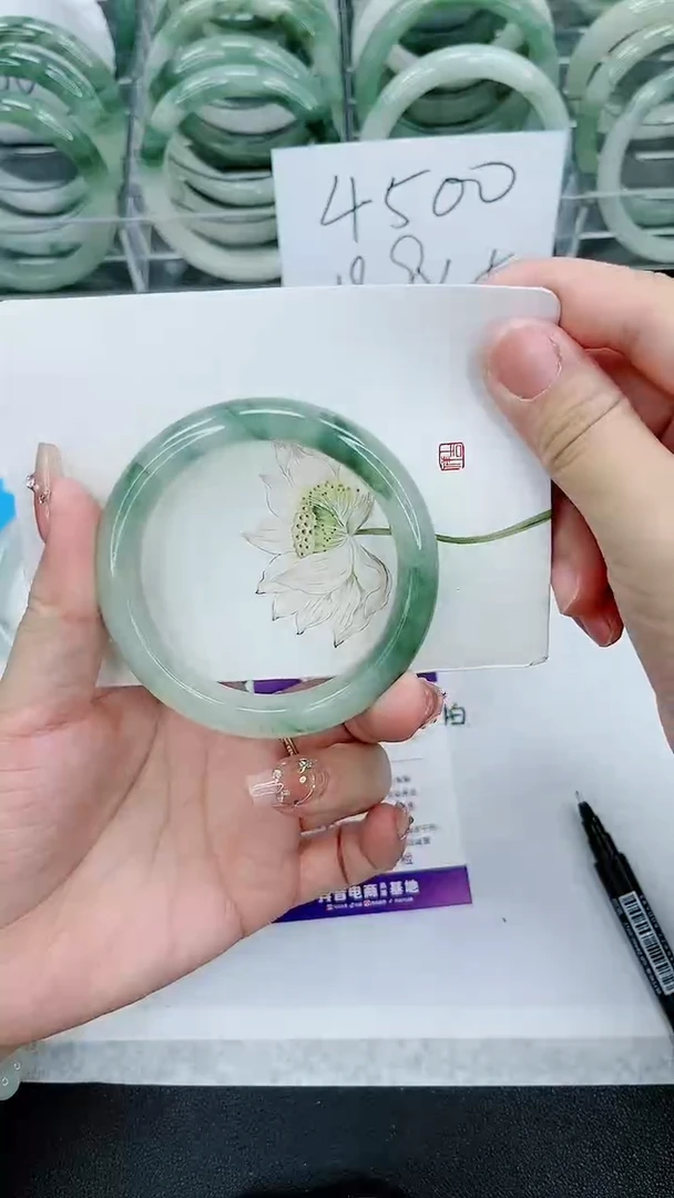 【闪购商品】石英质玉手镯未镶嵌147号/53-54圈