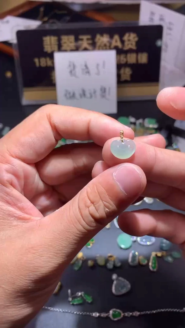吊坠(不含链)未镶嵌翡翠?****?1