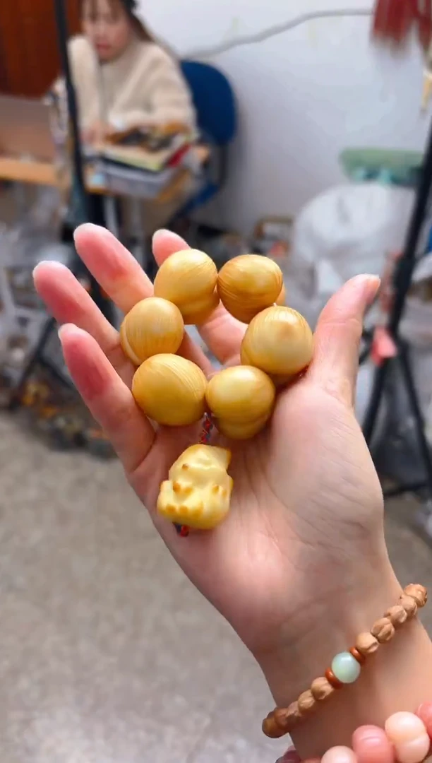 吊坠菩提根/象牙果黄色屁桃手捻  黄色凤九
