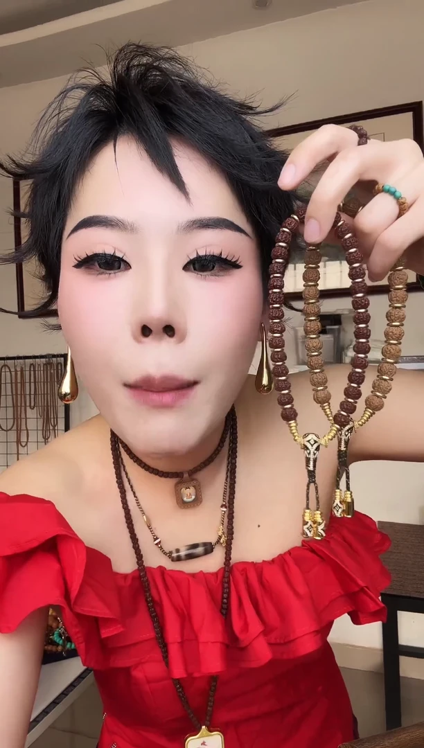 吊坠金刚菩提勿里达纯血老树王小金刚--手持