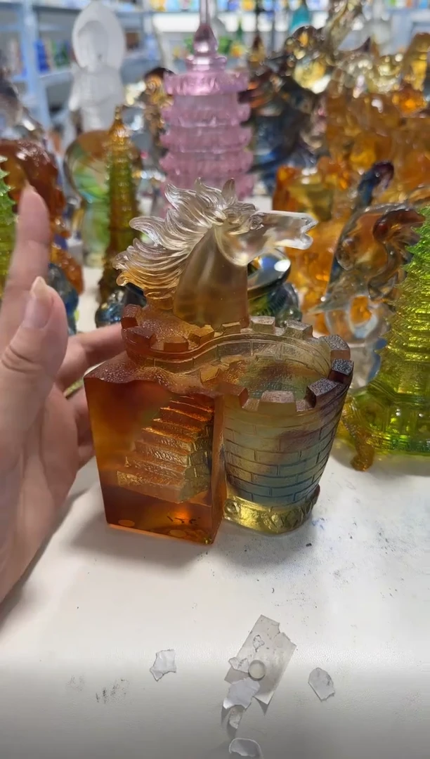 琉璃125  马到成功笔筒  微瑕介意勿拍