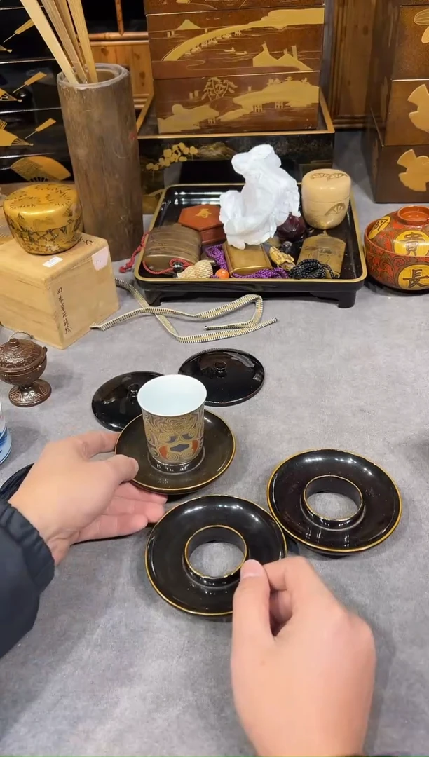 天目盏台  三个 （微瑕）